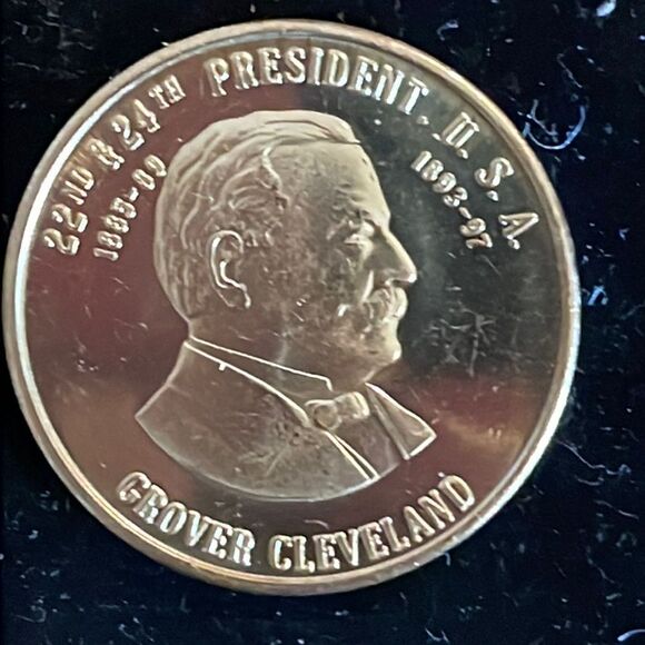 Vintage-1987-Reader’s Digest “A Coin History of US Presidents” Grover Cleveland - Picture 1 of 13